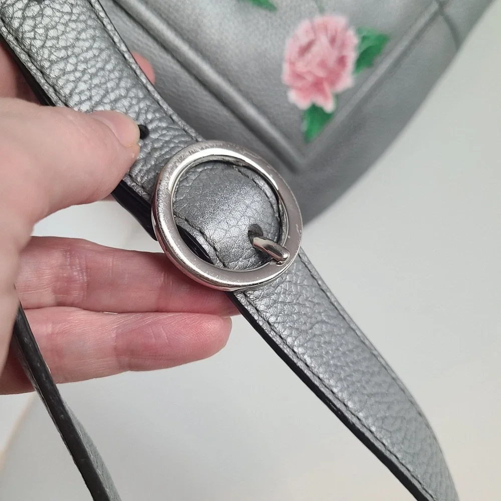 Upcrafted Coach Slim Crossbody Hand Painted Bag Purse Rose Silver Leather F16533 - Picture 3 of 11